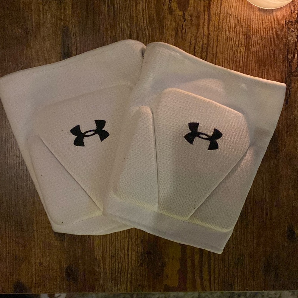 White Under Armour Strive 2.0 Volleyball Knee Pads